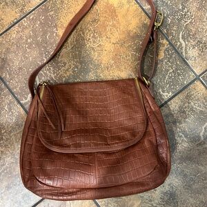 NEW with tag HOBO Fern Convertible Shoulder Bag